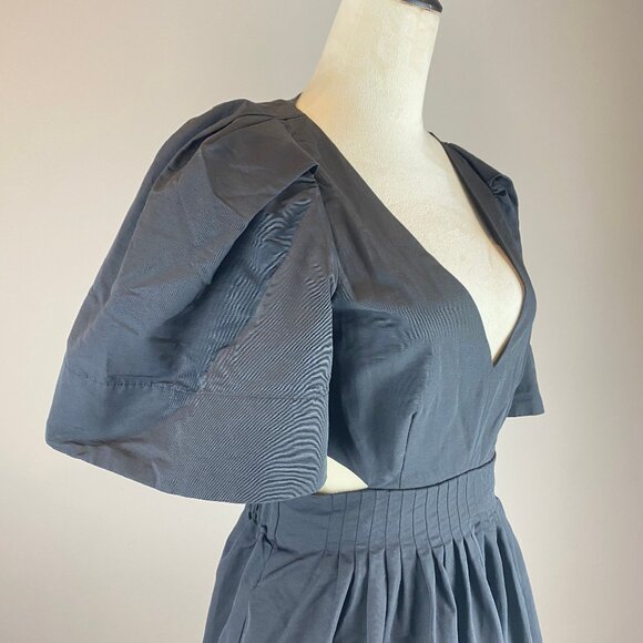 NWT Banana Republic Open Back Mini Dress Women's Size 4 Petite Black - Picture 2 of 16